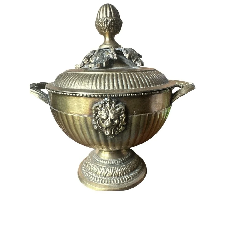 Antique Brass Lion Head Urn With Lid‎ & Handles